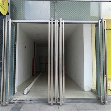 Commercial Aluminum Doors